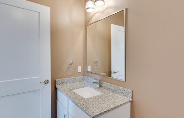 illiana-interior-bath