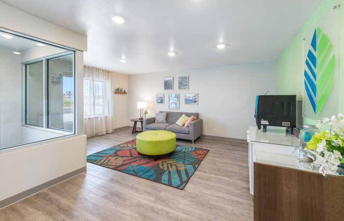 woodspring-merrillville-lobby1