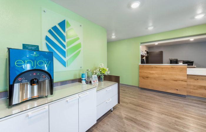 woodspring-merrillville-lobby4