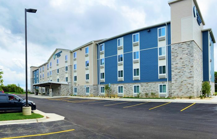 woodspring-suites-gurnee-il