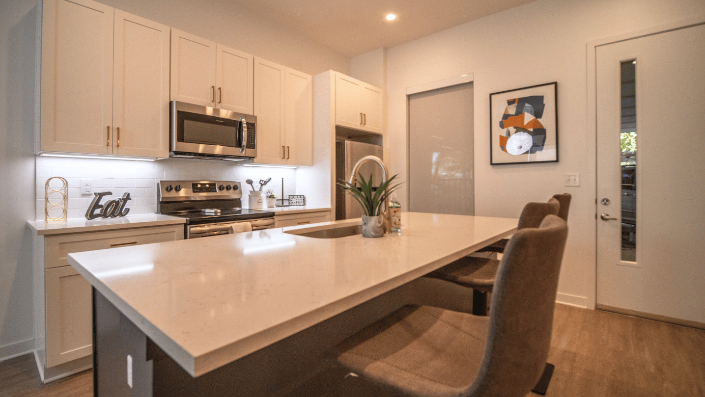 Flats at Donelson Plaza Holladay Properties